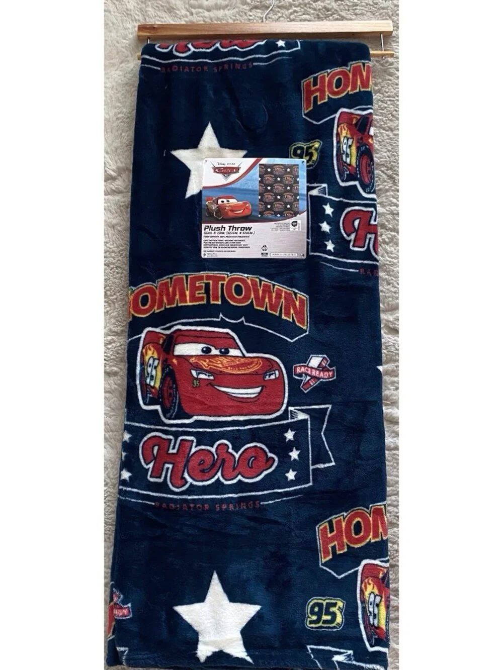 DISNEY Pixar CARS LIGHTNING MCQUEEN 95 Hometown Hero Throw Blanket 50” X 70” NEW